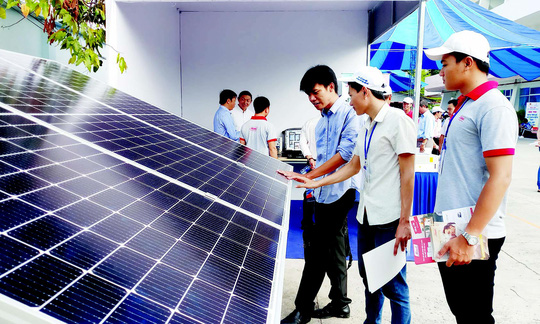 EVNSPC hỗ trợ phát triển năng lượng điện tái tạo - Ảnh 4. EVNSPC hỗ trợ phát triển năng lượng điện tái tạo - Ảnh 4.