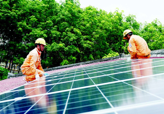 EVNSPC hỗ trợ phát triển năng lượng điện tái tạo - Ảnh 2. EVNSPC hỗ trợ phát triển năng lượng điện tái tạo - Ảnh 2.
